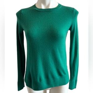 Banana Republic Sweater Womens XS Green 100% Merino Wool Blend Preppy Pullover